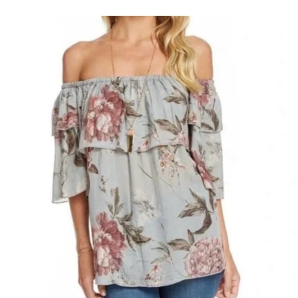 Gray Floral Off-Shoulder Top‎